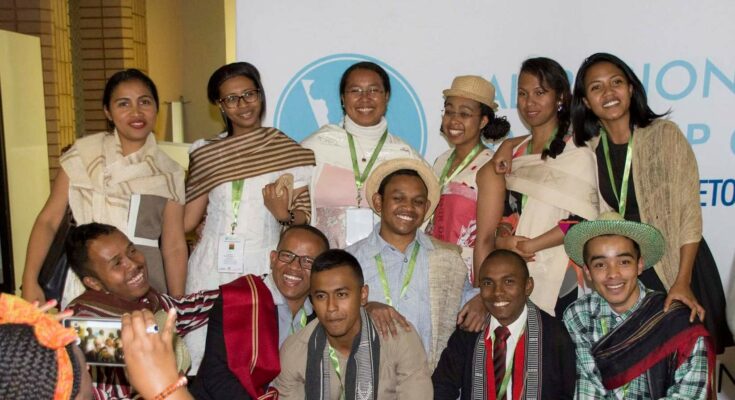 Applications For The Yali Rlc Southern Africa Online Cohort 20 &Amp; Hybrid Cohort 24 Are Open